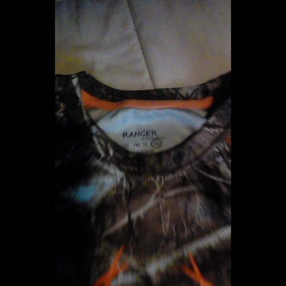 Boys dri fit real tree tshirt - Picture 3 of 3